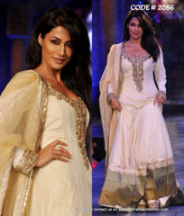 2086 Chitrangada in ivory white anarkali gown