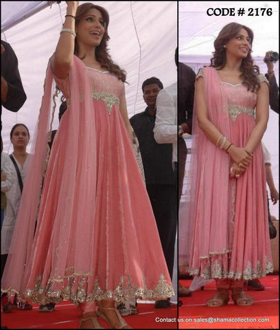 2176 Bipasha Basu's pink anarkali