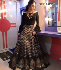 4192 Amruta Khanvilkar In Black Lengha And Blouse